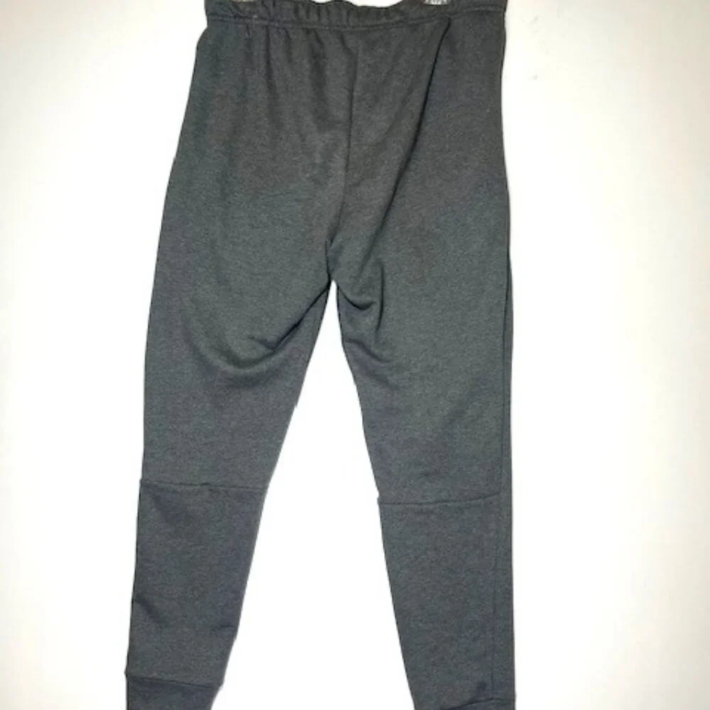 Nike men gray